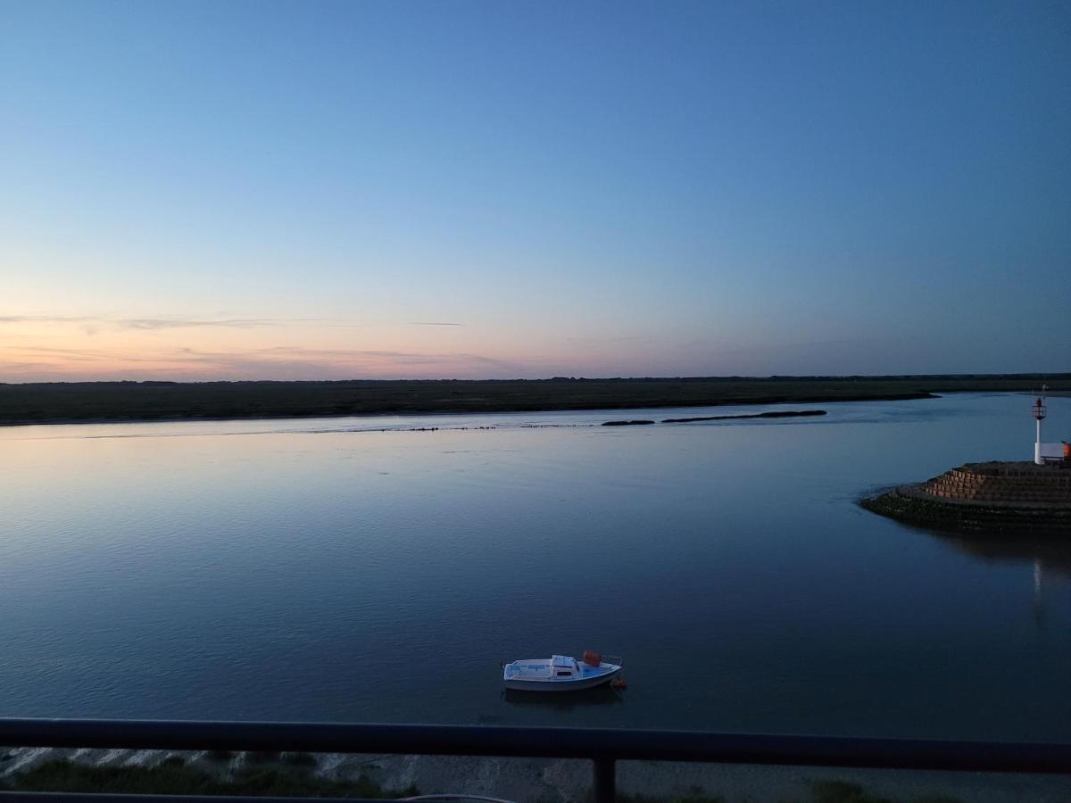 Vue Et Terrasse Panoramique Sur La Baie De Somme Apartment *